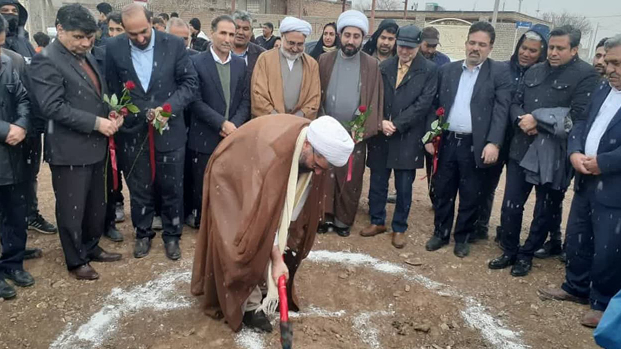 کلنگ احداث ۱۲ واحد مسکونی در روز مبعث برای نو مزدوجین